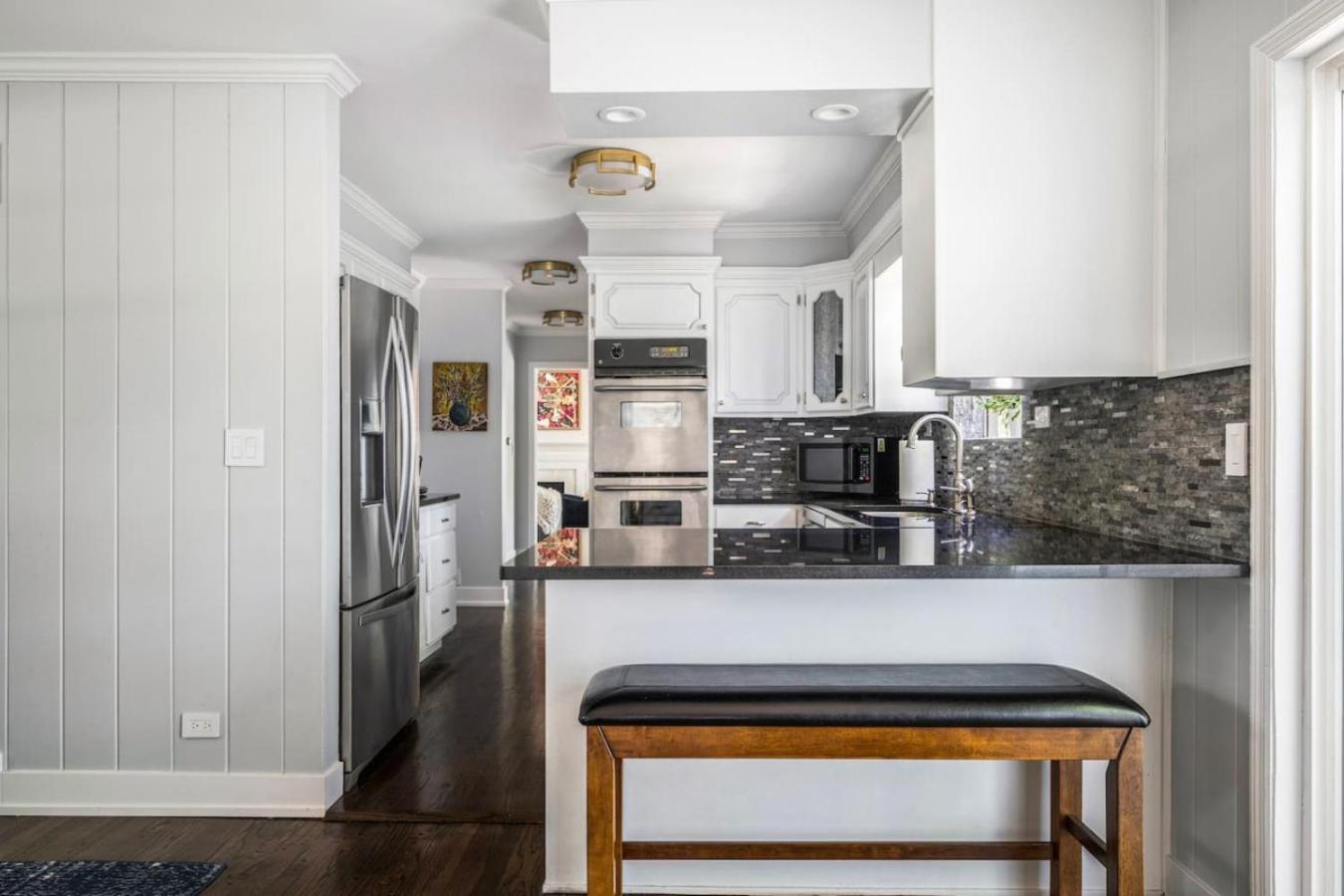 Spacious, Luxury Renovated Home With 4 Kings, Firepit Glen Ellyn Dış mekan fotoğraf